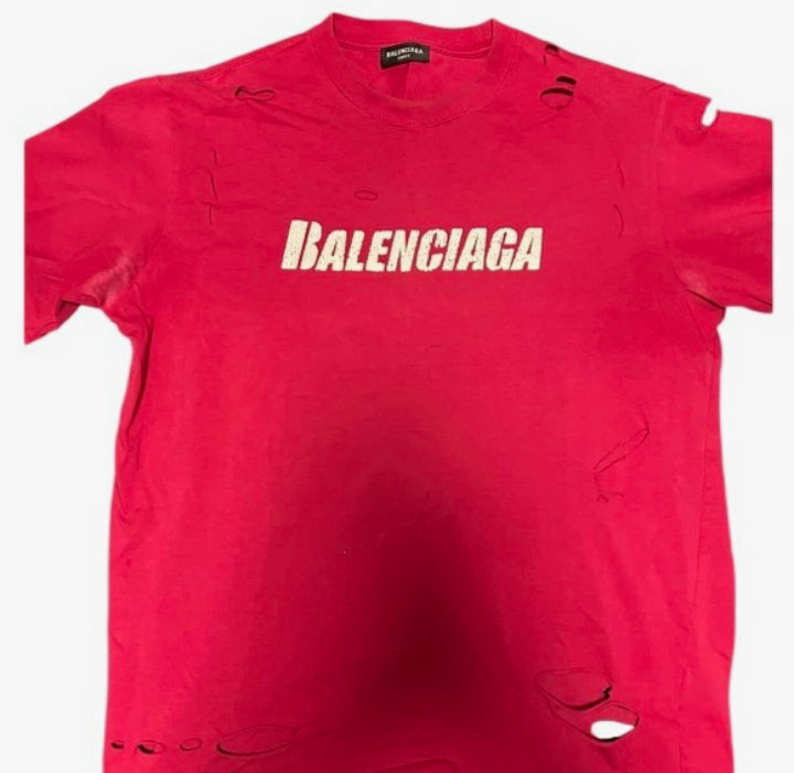 Authentic Balenciaga Men\'s Red Distressed T-Shirt Size Large Oversized Fit Authentic Balenciaga Men\'s Red Distressed T-Shirt Size Large Oversized Fit