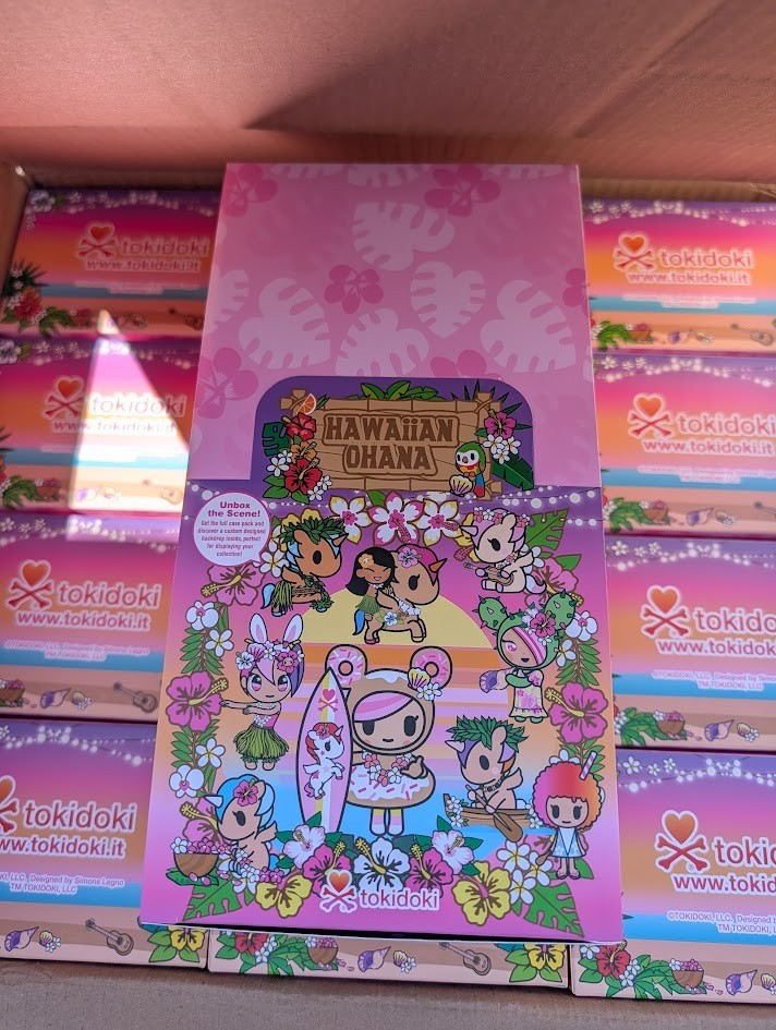 tokidoki Hawaiian Ohana Series Case of 8 Blind Box