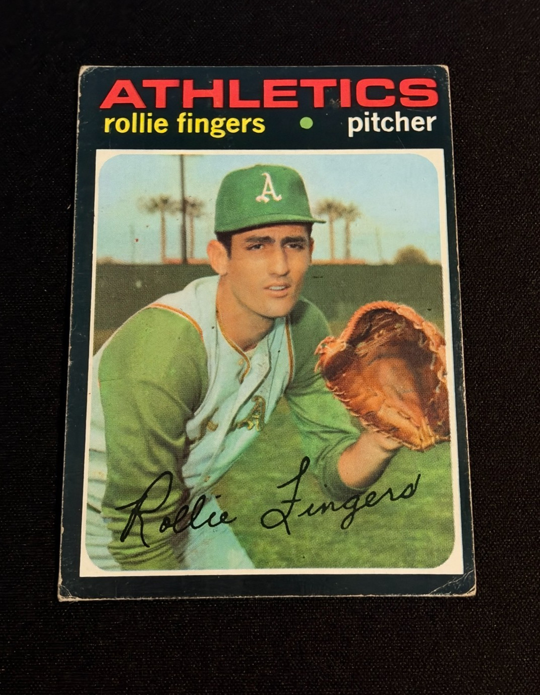 1971 Topps - Rollie Fingers #384 Oakland Athletics 1971 Topps - Rollie Fingers #384 Oakland Athletics