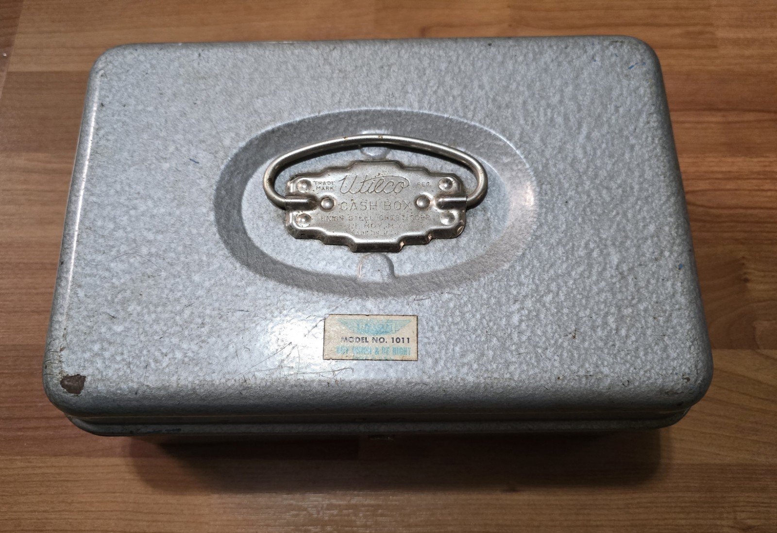 Vintage Union Utilco Cash Box Model 1011 Gray Hammertone Steel No Key USA