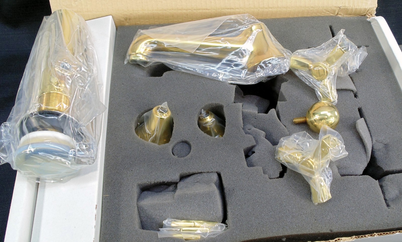 New Waterworks Studio Roadster Deck Mounted Bathroom Faucet Tri Spoke Brass