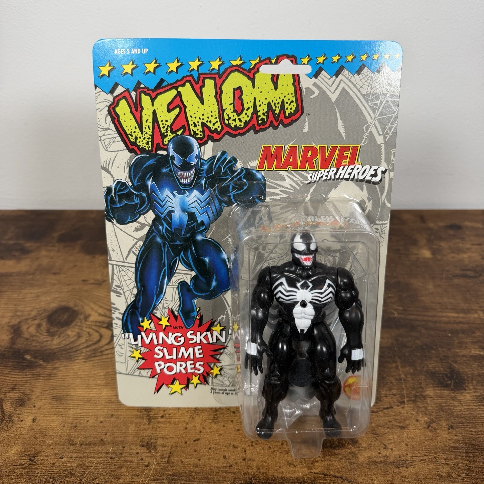 VTG Marvel Super Heroes Venom Living Skin Slime Pores Toy Biz 1991 NOC Unpunched VTG Marvel Super Heroes Venom Living Skin Slime Pores Toy Biz 1991 NOC Unpunched