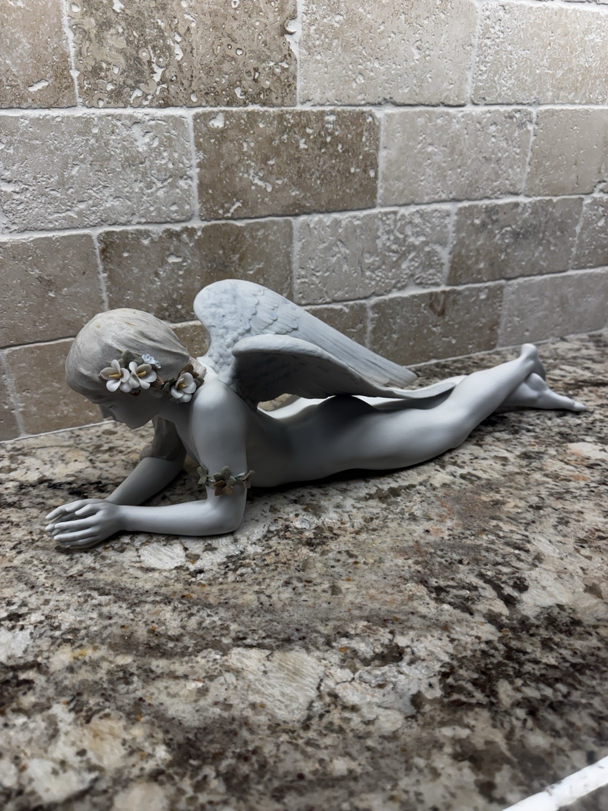 Lladró My Loving Angel Porcelain Figurine 01009151 w/ Original Box & Certificate