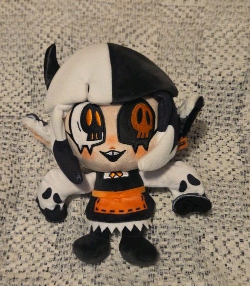 Makeship Lillie Belle Plush LavenderTowne Artist Comic VTuber Limited Edition