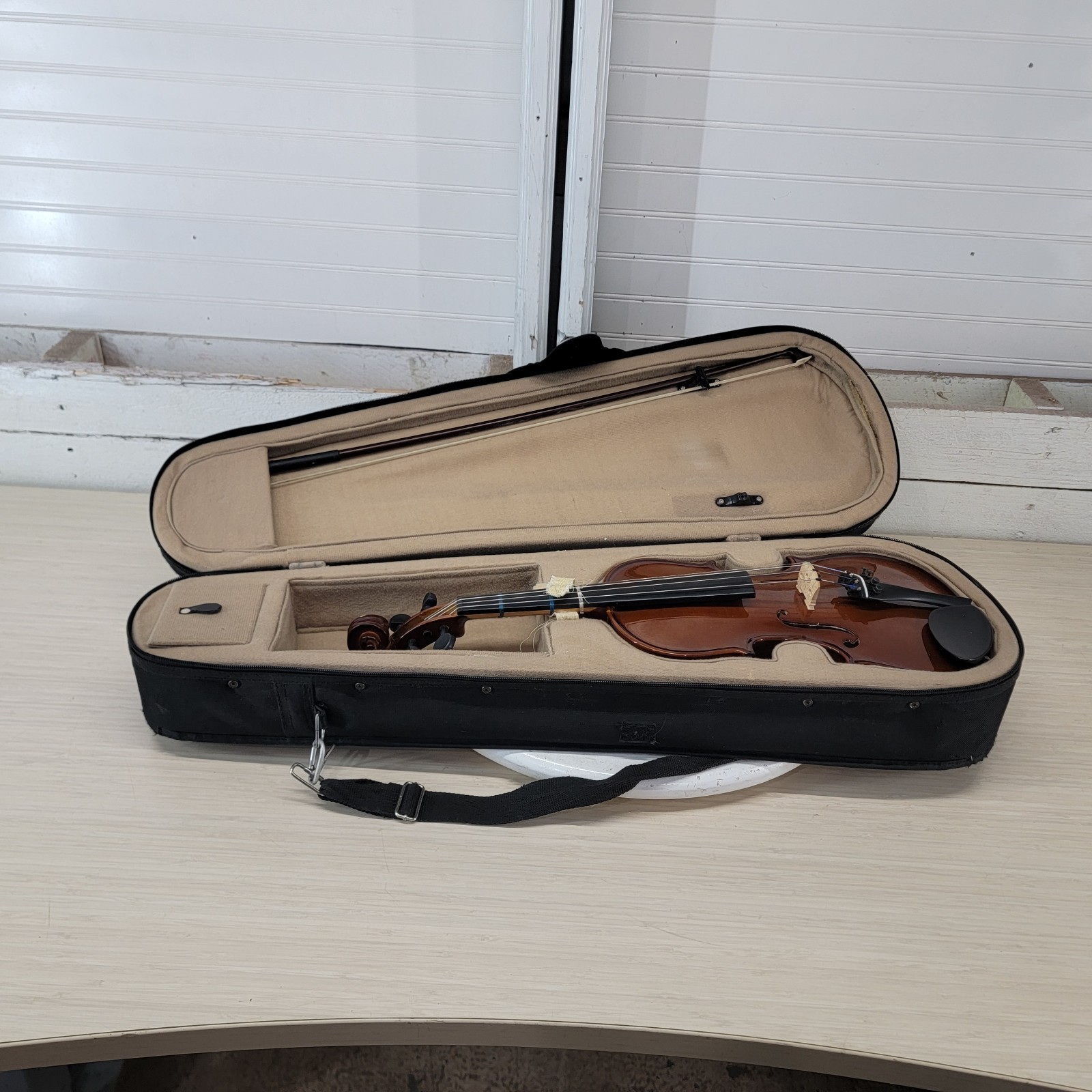 Palatino VN-350 3/4 Student Violin w/ Bow Case Hand Carved Acoustic