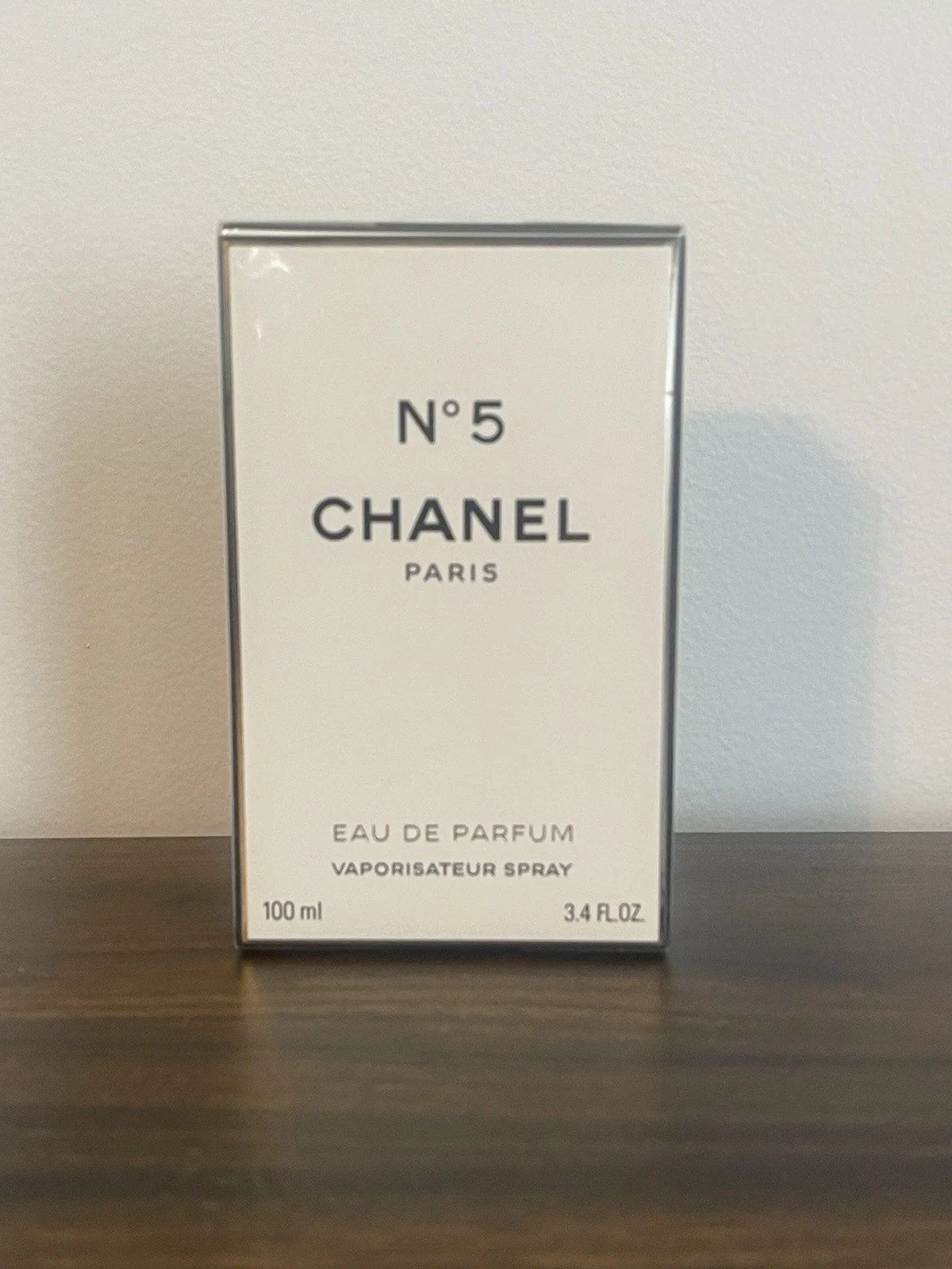 CHANEL No 5 Eau de Parfum / Batch Code 1506, 3.4 fl oz / 100ml -Sealed NIB CHANEL No 5 Eau de Parfum / Batch Code 1506, 3.4 fl oz / 100ml -Sealed NIB