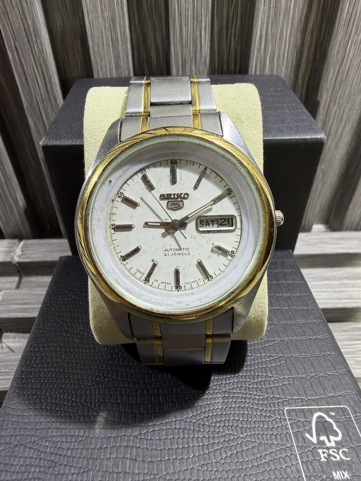 Seiko 5 Automatic 7S26-3180 Day Date Two-Tone Men's Watch White Dial Used