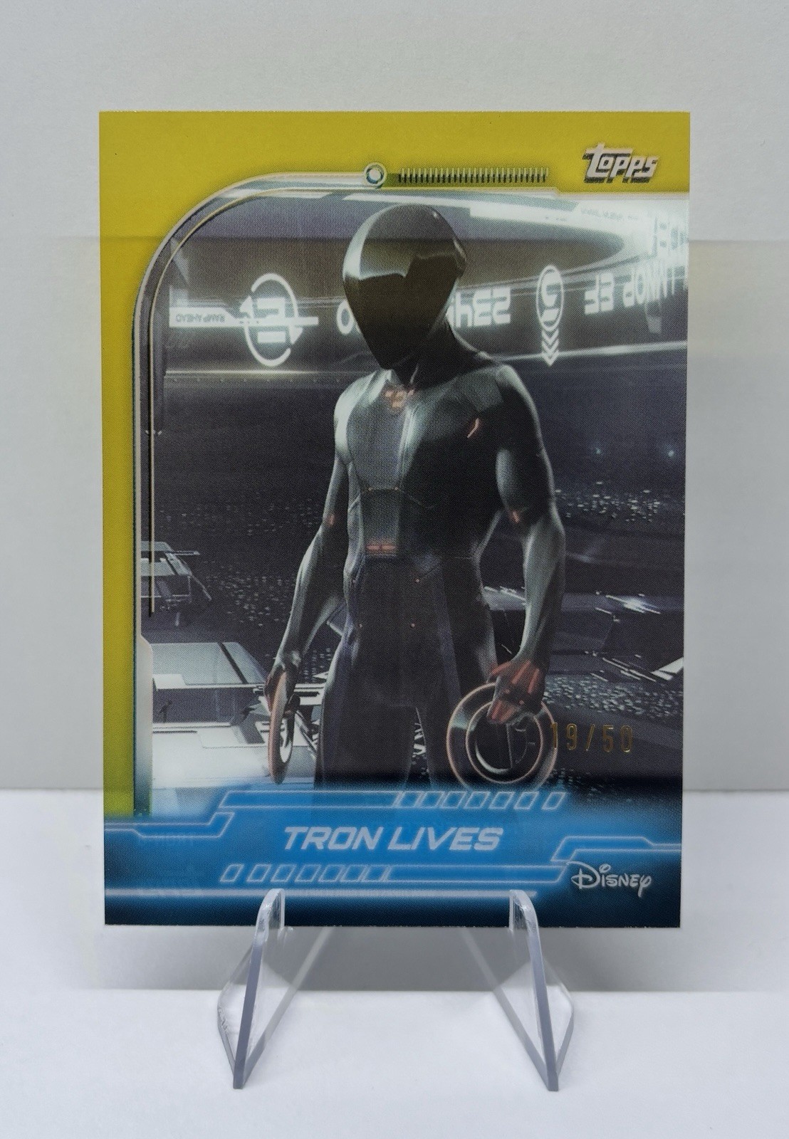 2026 Topps Chrome Disney Tron Lives Gold /50 NM TRON-8 Tron Tek Insert