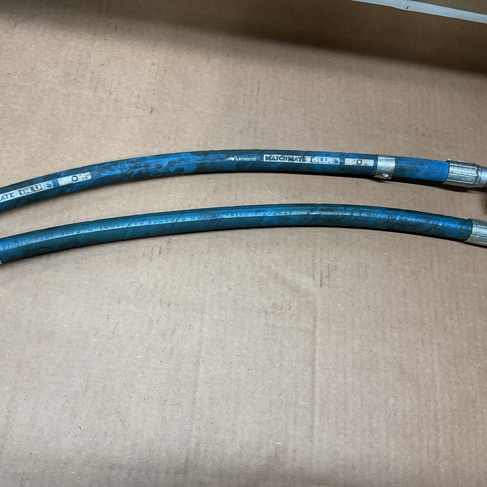 LOT OF 2 Aeroquip MATCHMATE BLUE GH194 AQP hydraulic hose. 5/8’’
