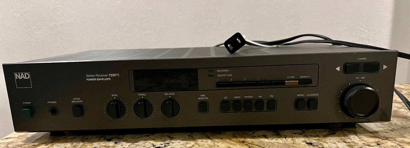 NAD 7220PE Power Envelope Stereo Receiver Vintage HiFi AM/FM Phono Tested