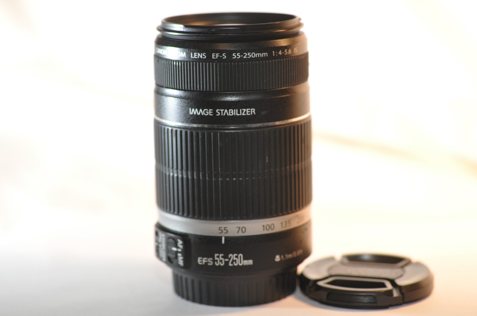 Canon EF-S 55-250mm f/4-5.6 IS lens for Digital EOS 90D 80D 70D 7D T8 T7 T5 SL