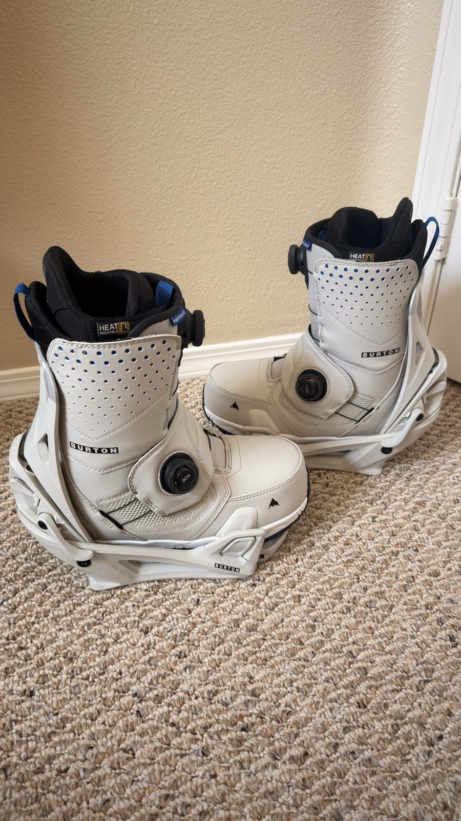 Burton StepOn Men’s Photon Snowboard Boots Size 10.5 + Re:Flex bindings - Medium Burton StepOn Men’s Photon Snowboard Boots Size 10.5 + Re:Flex bindings - Medium
