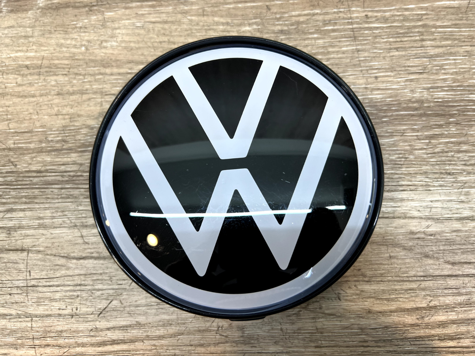 2023-26 Volkswagen ID4 Grille With Light Emblem OEM 11k853600