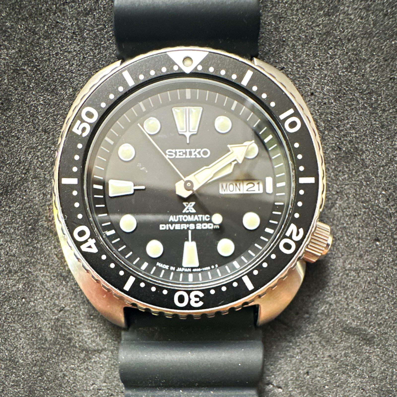 Seiko Prospex Automatic Diver 200m Day/Date Black Dial Rubber Strap