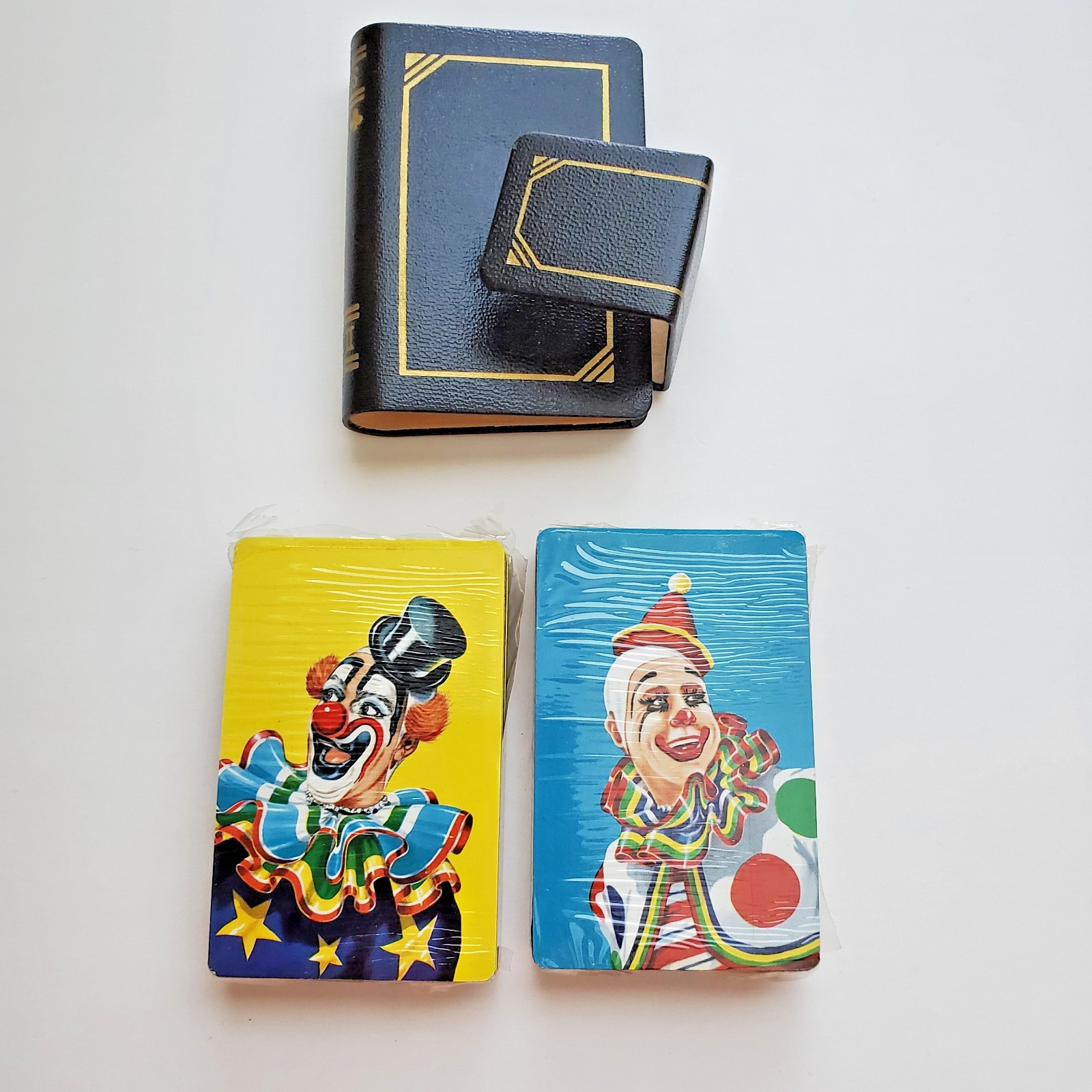 Vintage Arrco Sealed Happy Clowns Plastic Coated Playing Card Decks With Case 