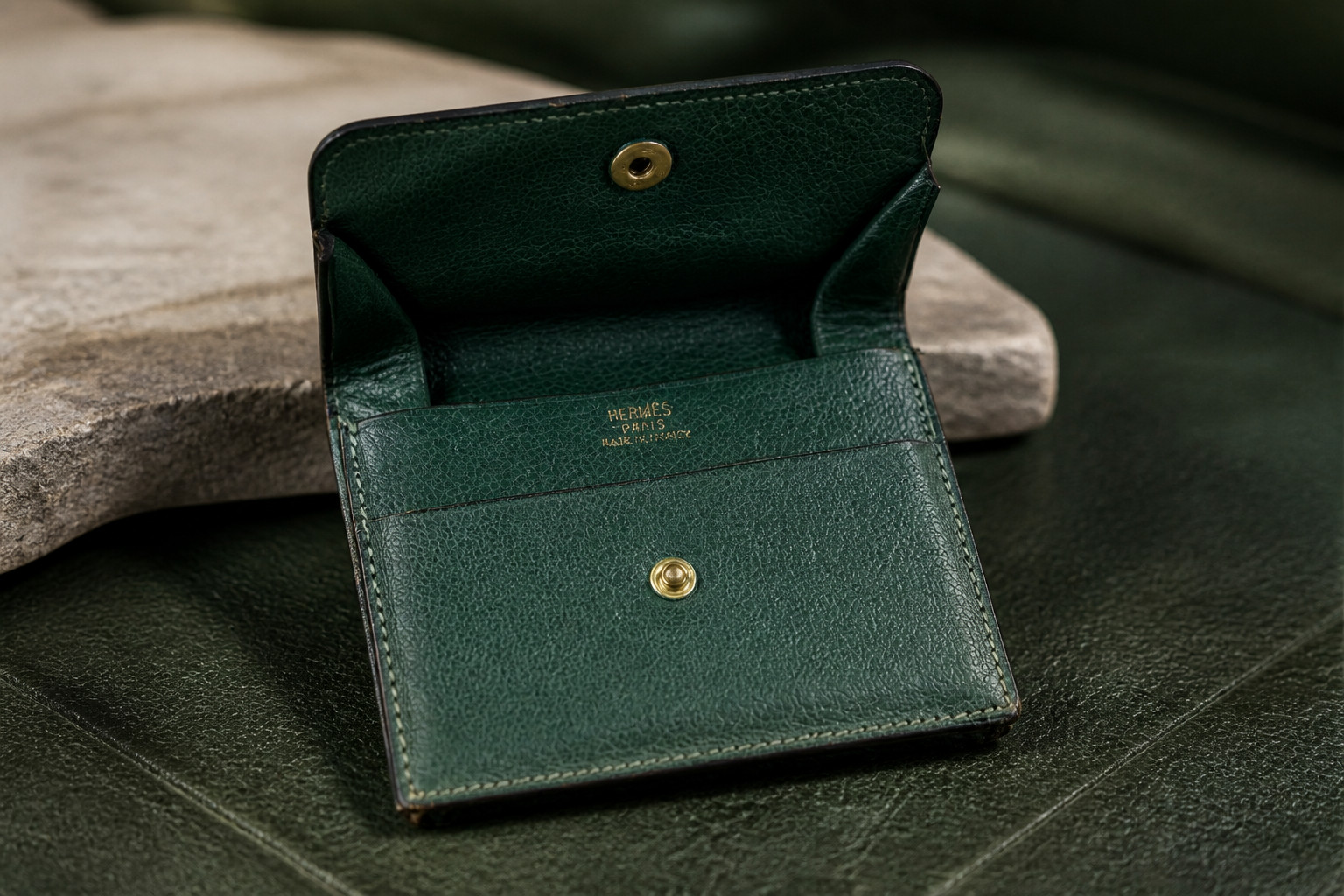 Authentic Vintage Hermès Paris Green Leather Compact Card Coin Wallet Snap