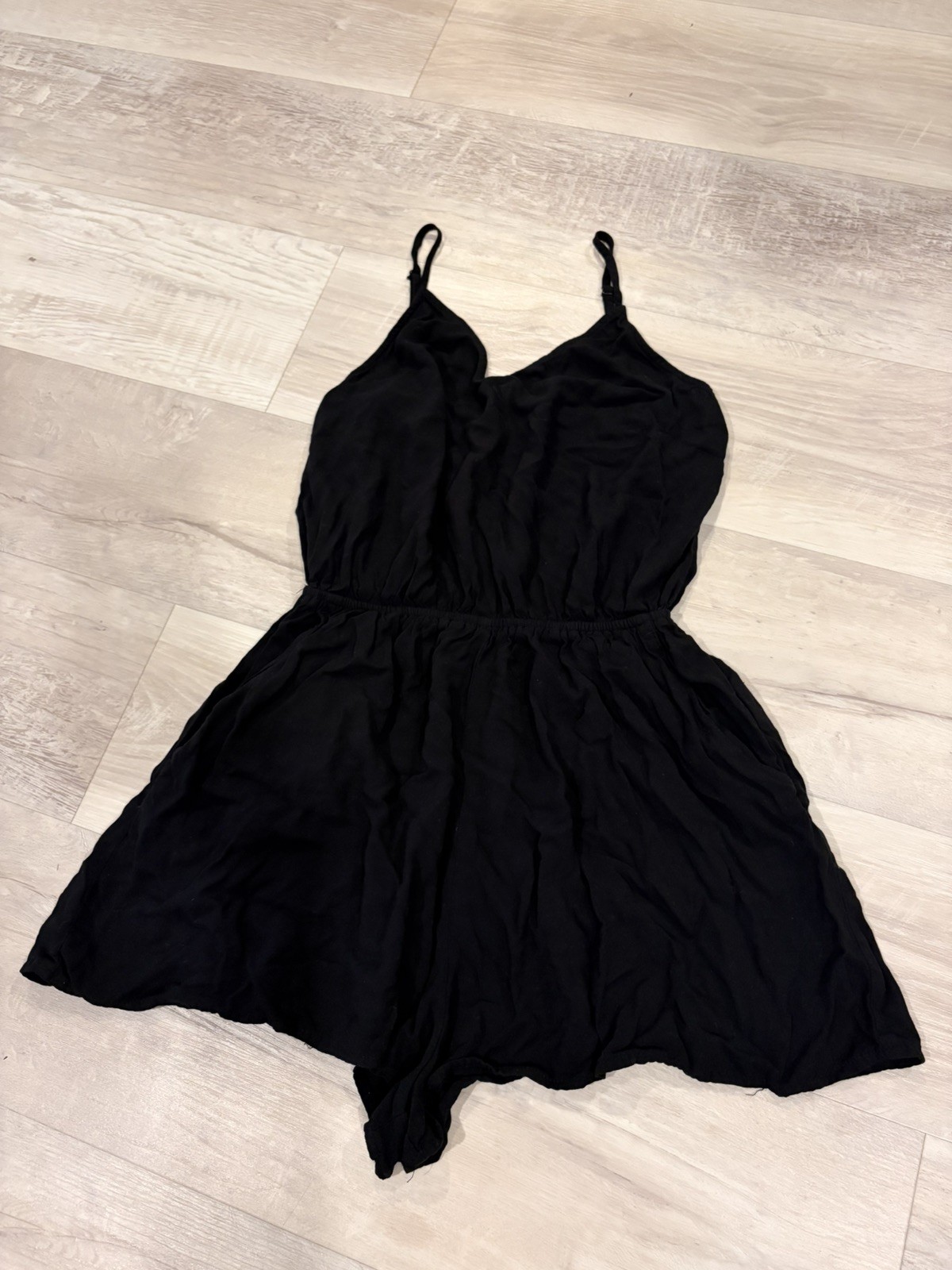 H&M Divided Black Low Back Sleeveless Shorts Romper Womens Size M