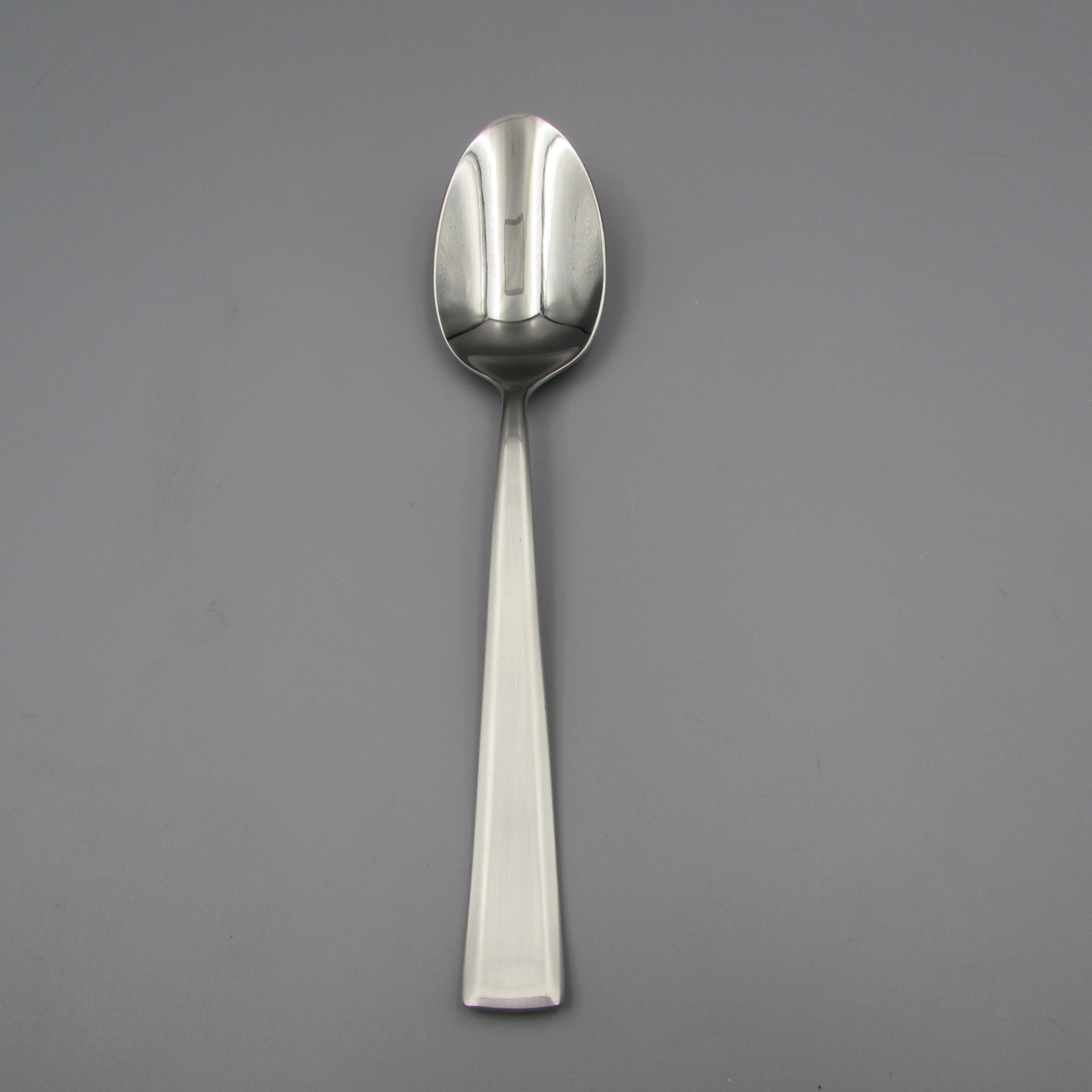Mikasa 18/10 Stainless Flatware  ESSEX SATIN  Dinner Spoon  (Set of Twelve)