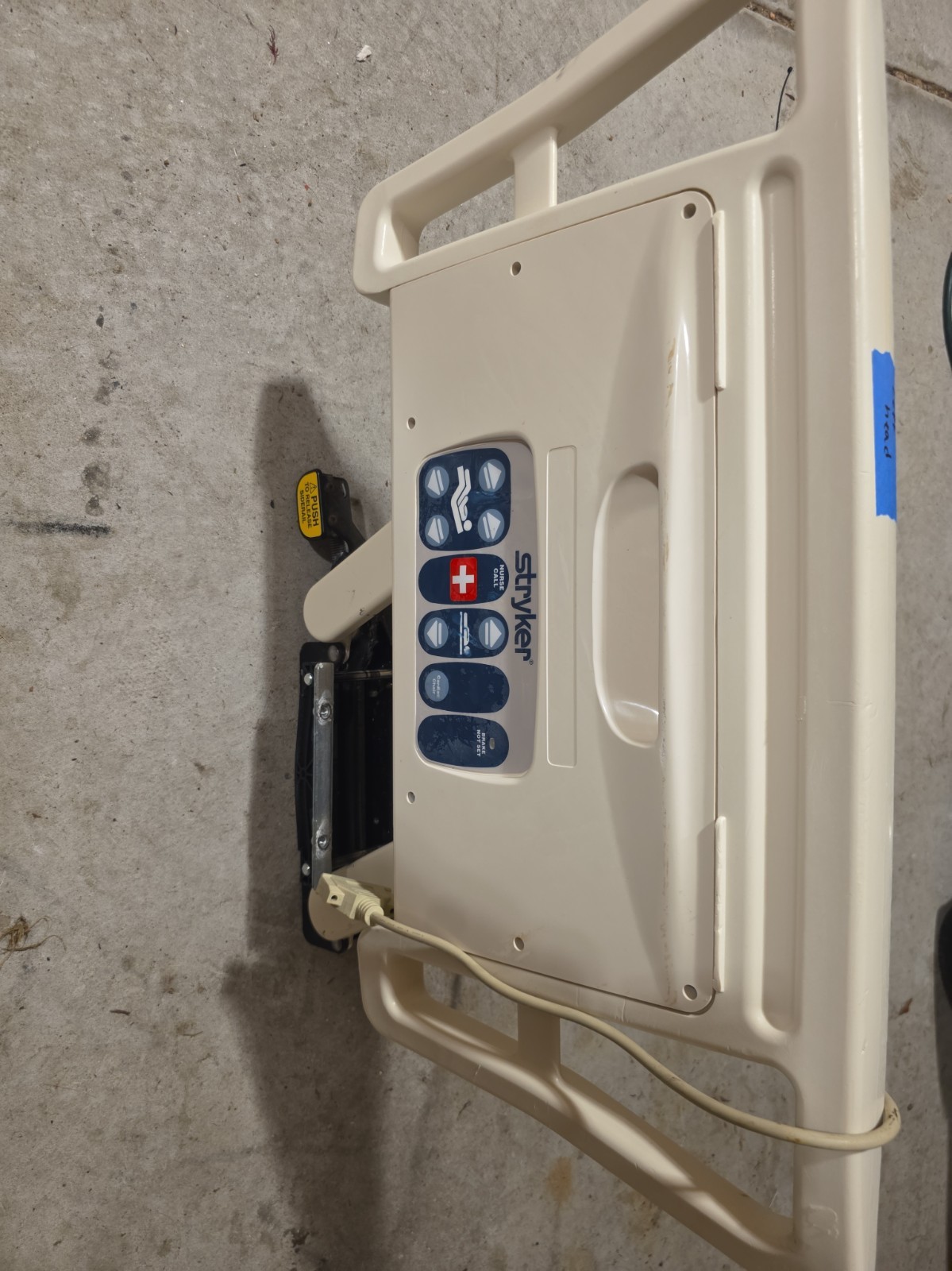 Stryker 3002 Secure II BED Left Head Siderail  ASSY