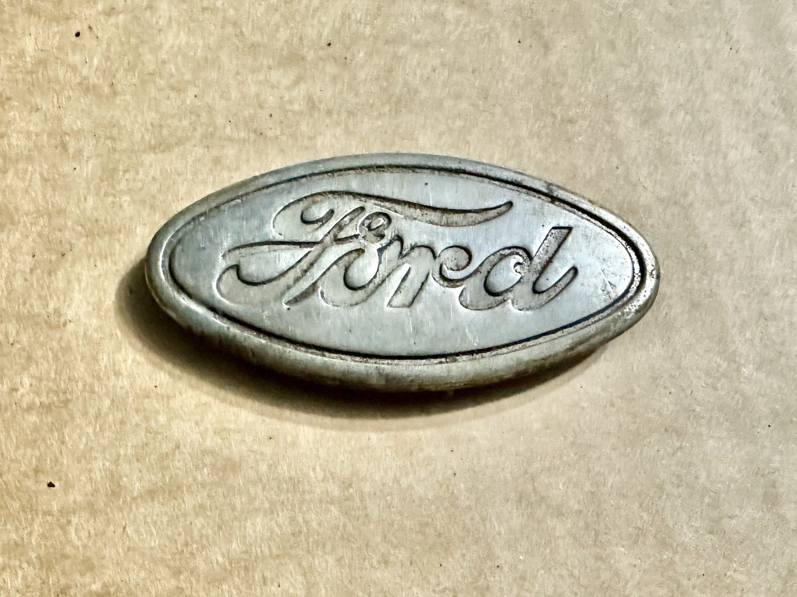 Vintage Ford Oval Script Metal Emblem Badge 3.25\ Vintage Ford Oval Script Metal Emblem Badge 3.25\
