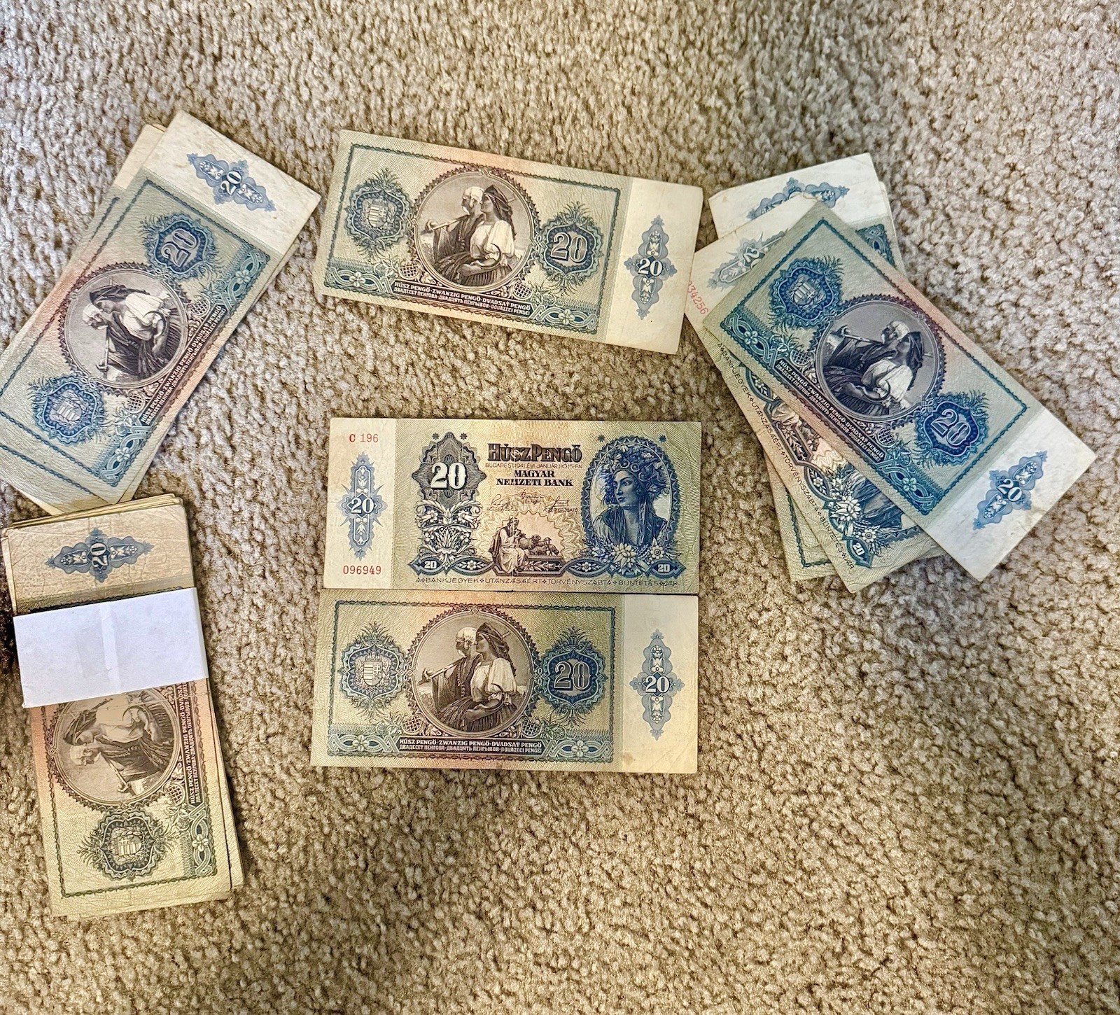 Hungary 20 pengo 1941 Price for one banknotes. Original. Combined Shipping
