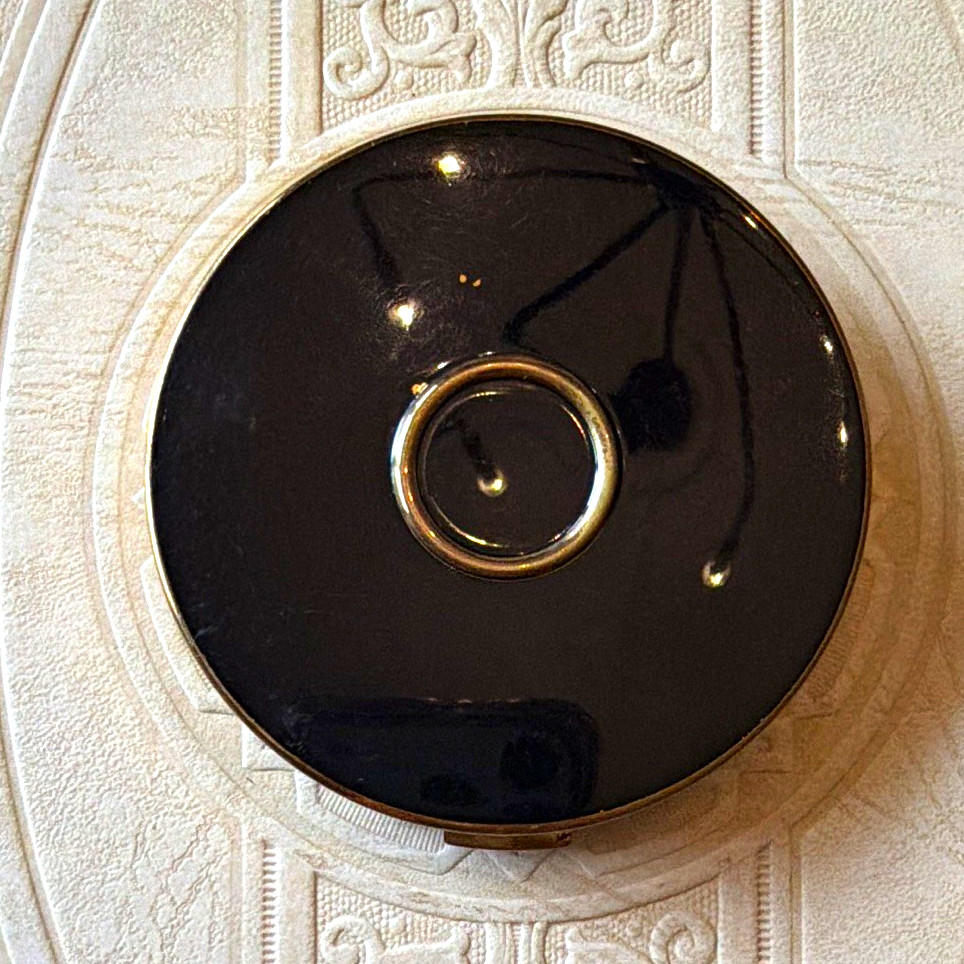 Vintage Charles of the RitzRound Black & Gold Tone Powder Compact w/ Mirror Vintage Charles of the RitzRound Black & Gold Tone Powder Compact w/ Mirror