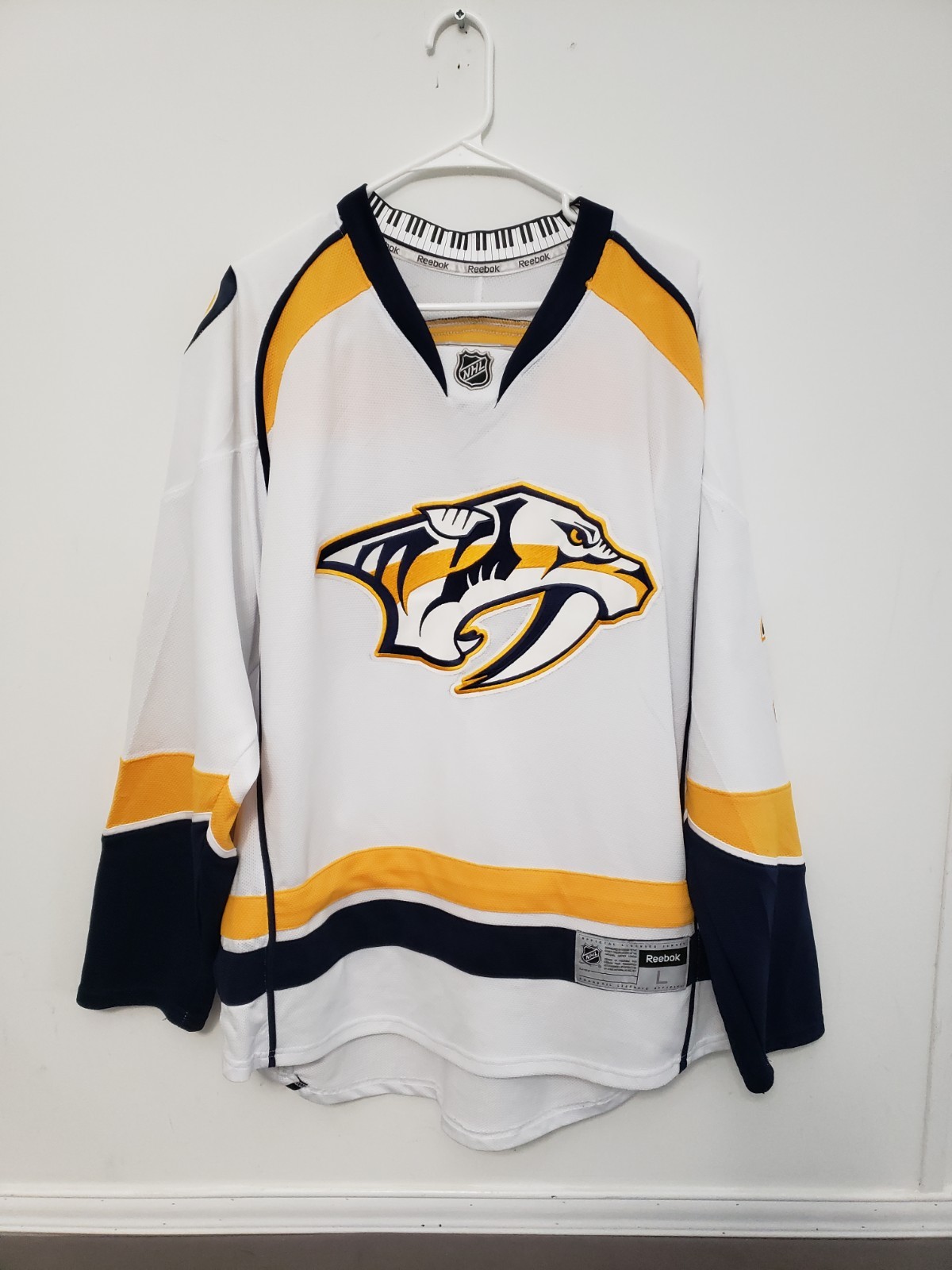 Nashville Predators Pekka Rinne Reebok Jersey Size 50/Large
