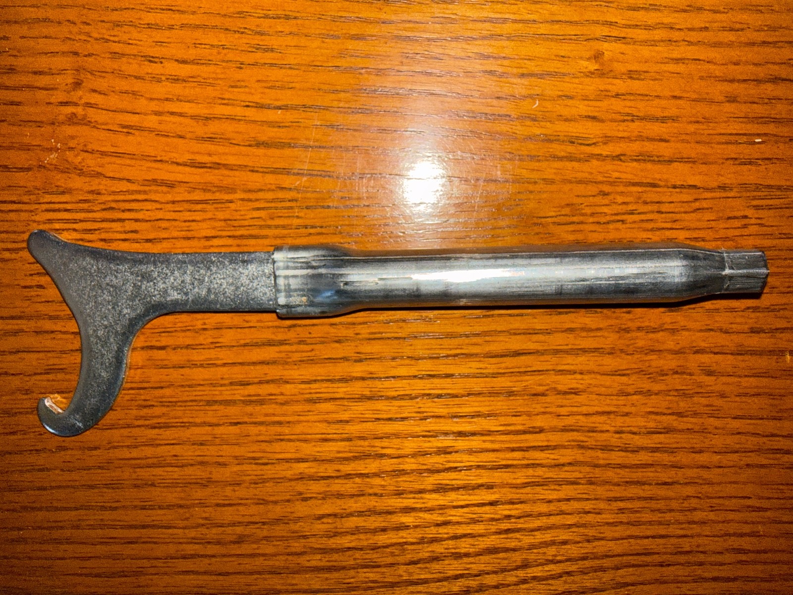 OEM Harley Davidson shock wrench tool for 2018+ softail, brand new, multiple ava OEM Harley Davidson shock wrench tool for 2018+ softail, brand new, multiple ava