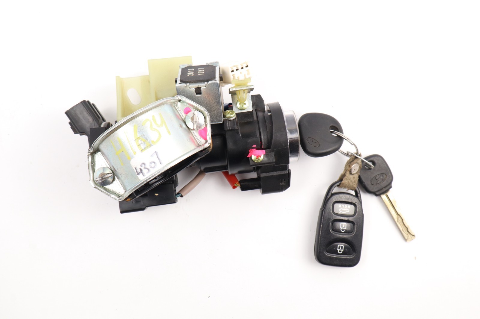 2011-2014 HYUNDAI SONATA IGNITION SWITCH LOCK CYLINDER W/ 2 KEYS OEM 2011-2014 HYUNDAI SONATA IGNITION SWITCH LOCK CYLINDER W/ 2 KEYS OEM