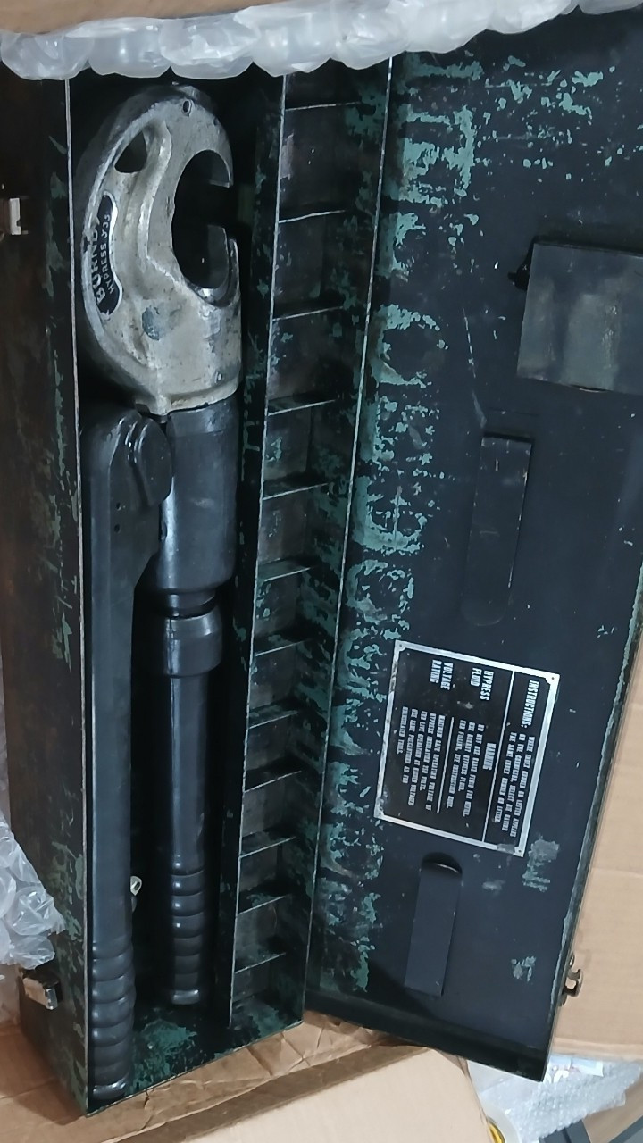 Enviaron burndy Y35 Hydraulic Crimper VersaCrimp Dieless VC6 G2U
