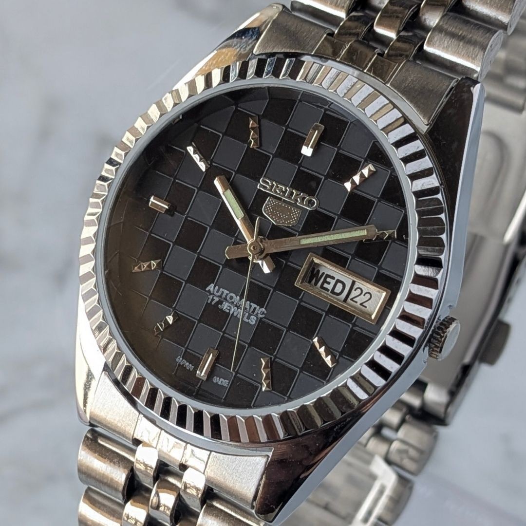[Used] SEIKO 5 Automatic 70s Black Checker Fluted Bezel Day-Date = From JAPAN