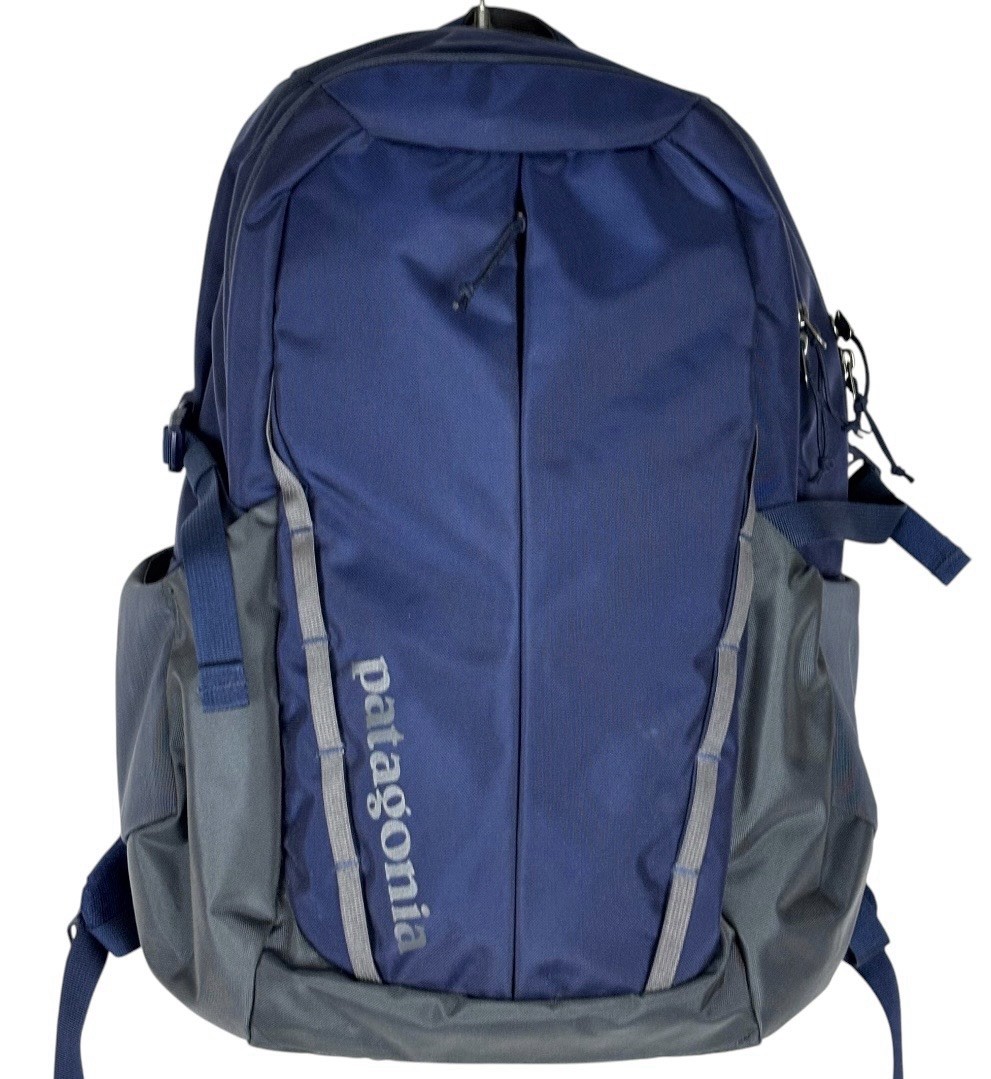 Patagonia Refugio 26L Backpack Blue Printed Outdoor Hiking Very Good Condition Patagonia Refugio 26L Backpack Blue Printed Outdoor Hiking Very Good Condition
