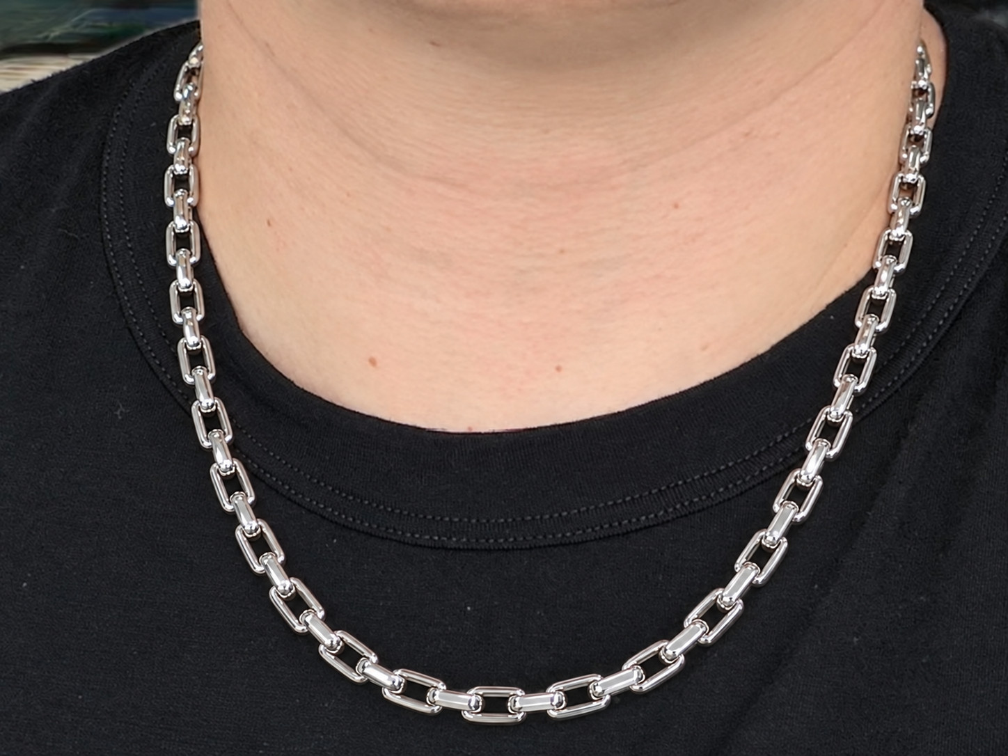 Solid 18K White Gold, 55g at 18in, 5.5mm Rectangular Paperclip Chain