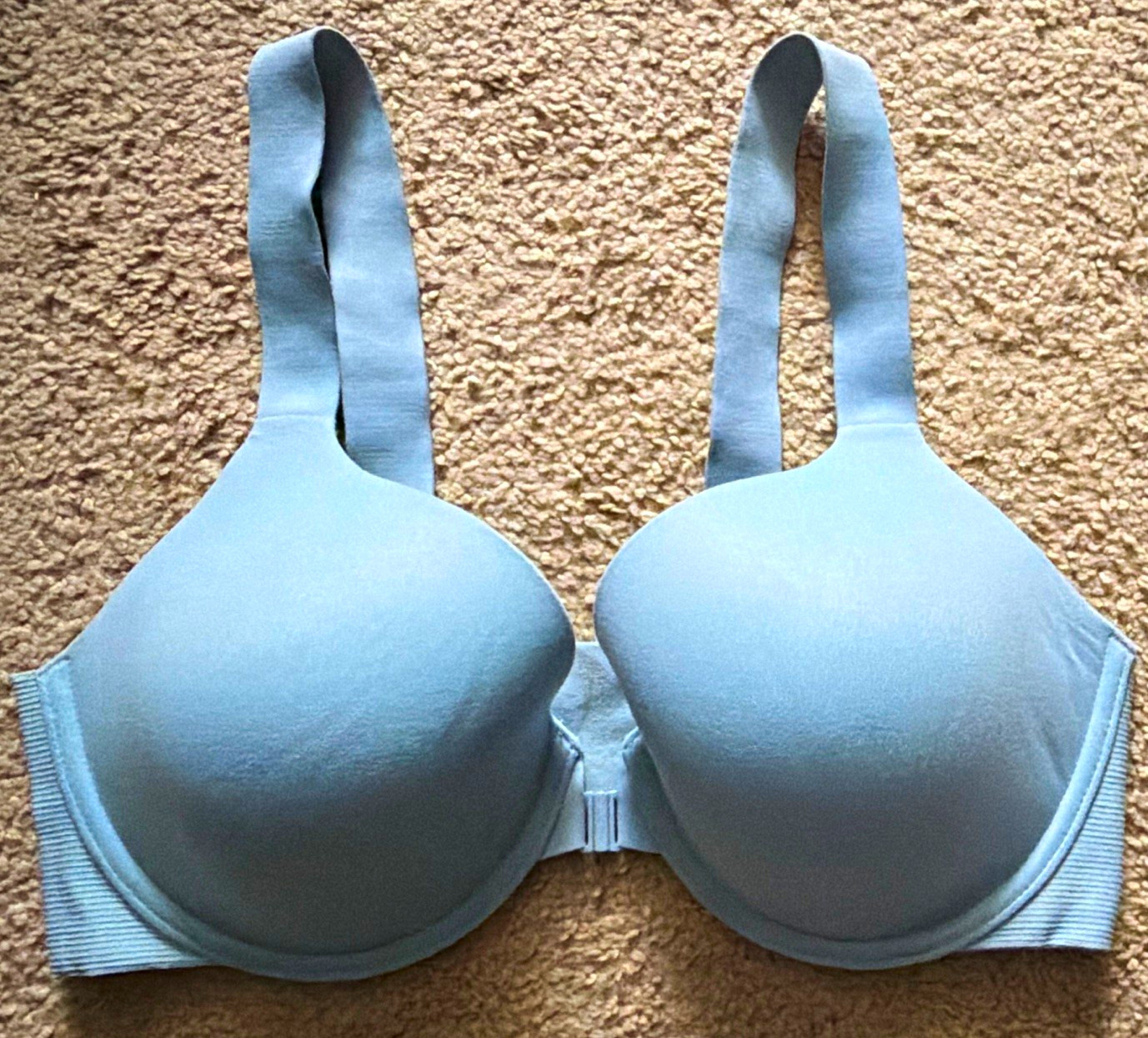 SPANX Women\'s T-Shirt Bra 38C Blue Solid Padded Adjustable Strap Hook & Eye SPANX Women\'s T-Shirt Bra 38C Blue Solid Padded Adjustable Strap Hook & Eye