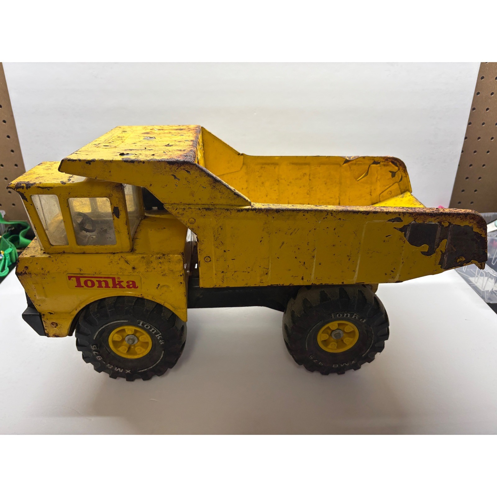Vintage 1970s Mighty Tonka Dump Truck XMB-975 Pressed Steel Yellow Heavy Duty