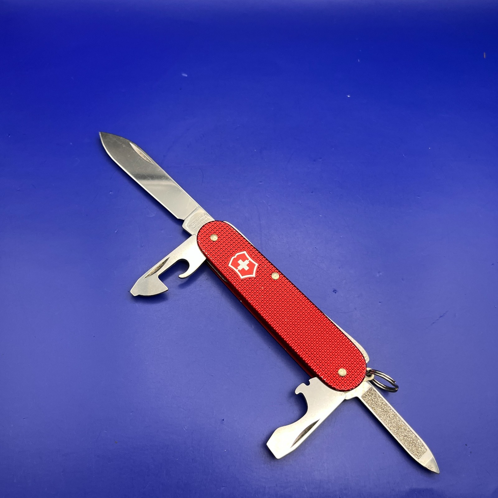 Victorinox Swiss Army Knife Red Alox Cadet 84mm Victorinox Swiss Army Knife Red Alox Cadet 84mm