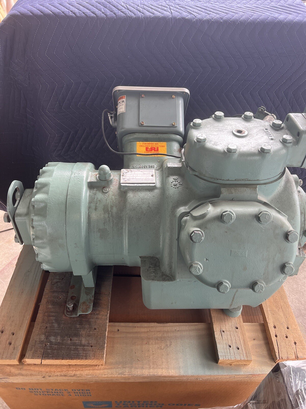 CARLYLE 06EY099340. 3 Ph,208/230,COMPRESSR