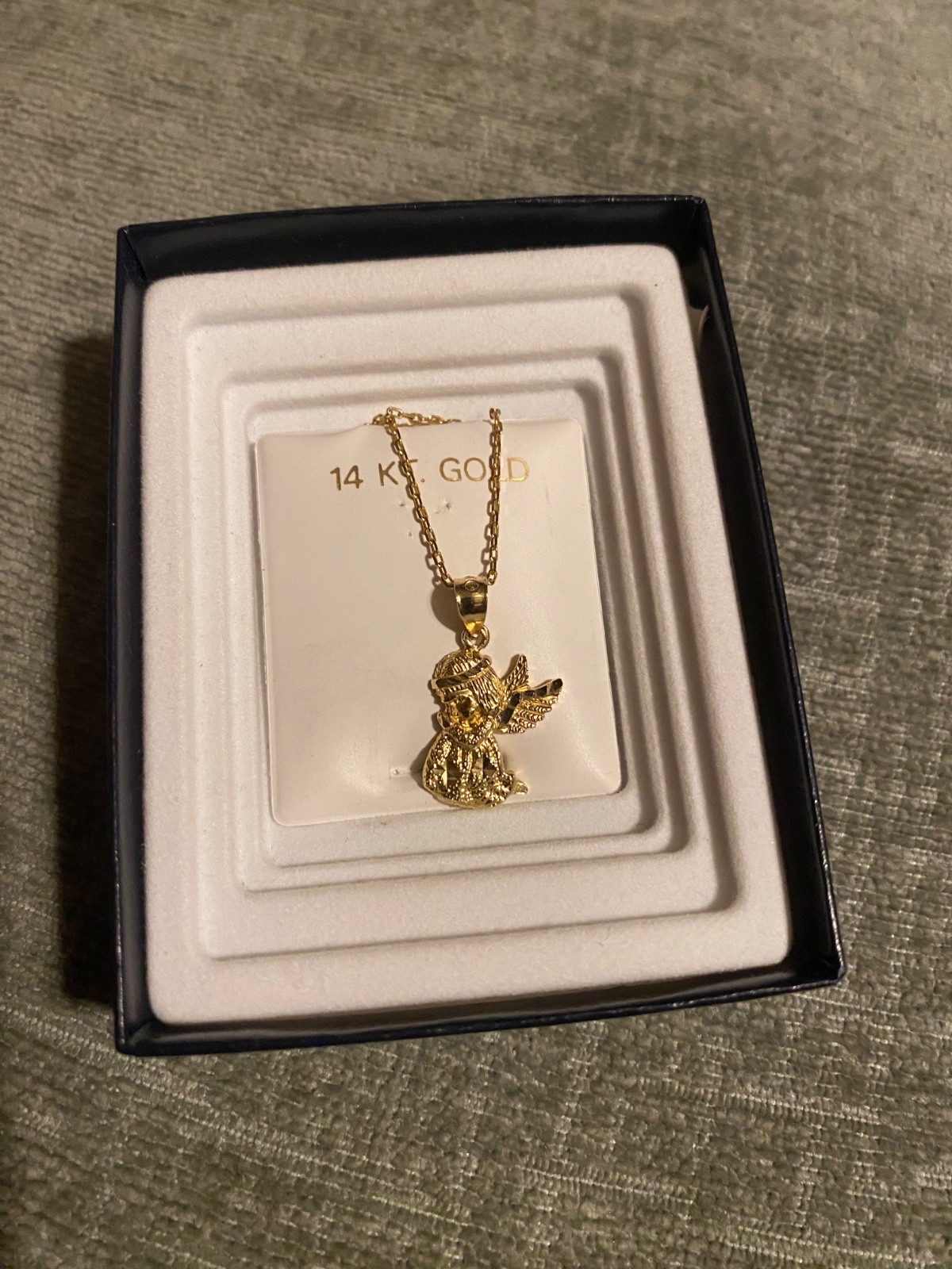 14k Yellow Gold Diamond Cut Praying Little Angel Charm Pendant 1.7 grams