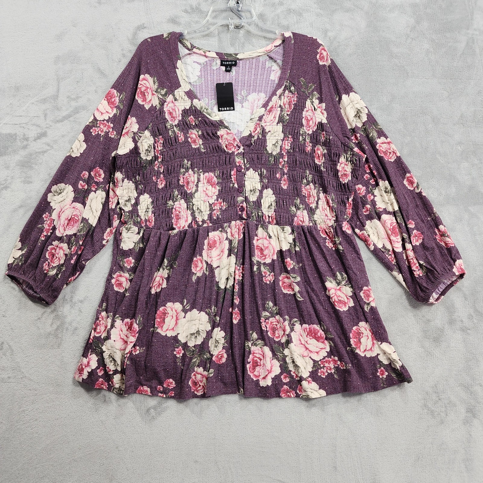 Torrid Top Womens 3X Purple Floral Smocked Henley Babydoll Tunic Jersey Raglan