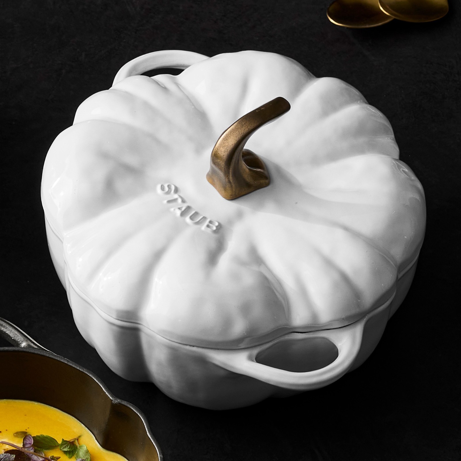 Staub Pumpkin Cocotte 3.5 Qt Enameled Cast Iron Dutch Oven Made France, Freeship