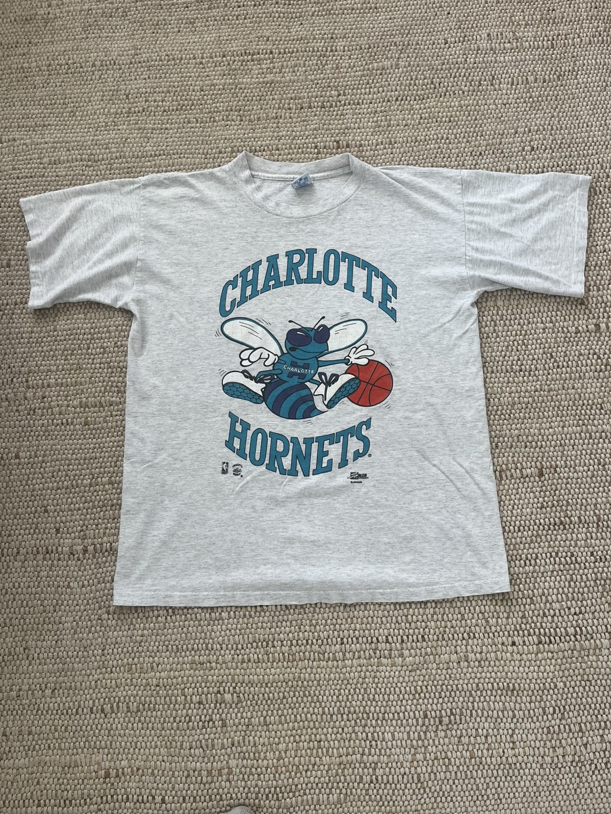 Vintage 90s Single Stitch Salem NBA Charlotte Hornets T Shirt Rare Large 