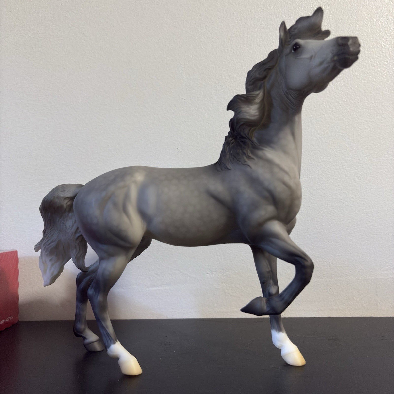 Breyer Traditional Hwin #1774 2017-2019 Regular Run Mustang Horse