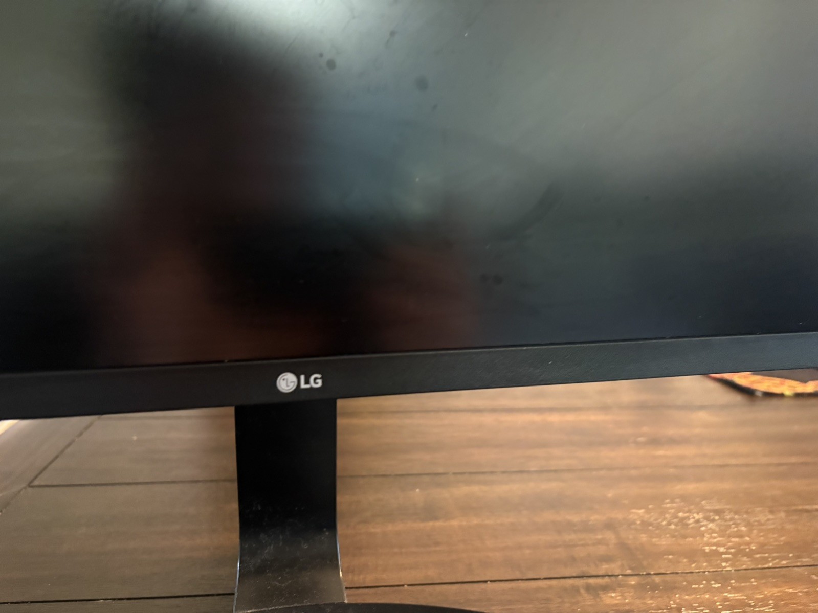 LG 32BN50U-B – 32” 4K UHD LG 32BN50U-B – 32” 4K UHD