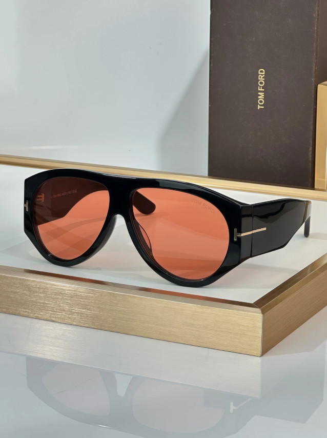 SALE OFF - TOM FORD Bronson TF1044 Unisex Sunglasses 60□12-140