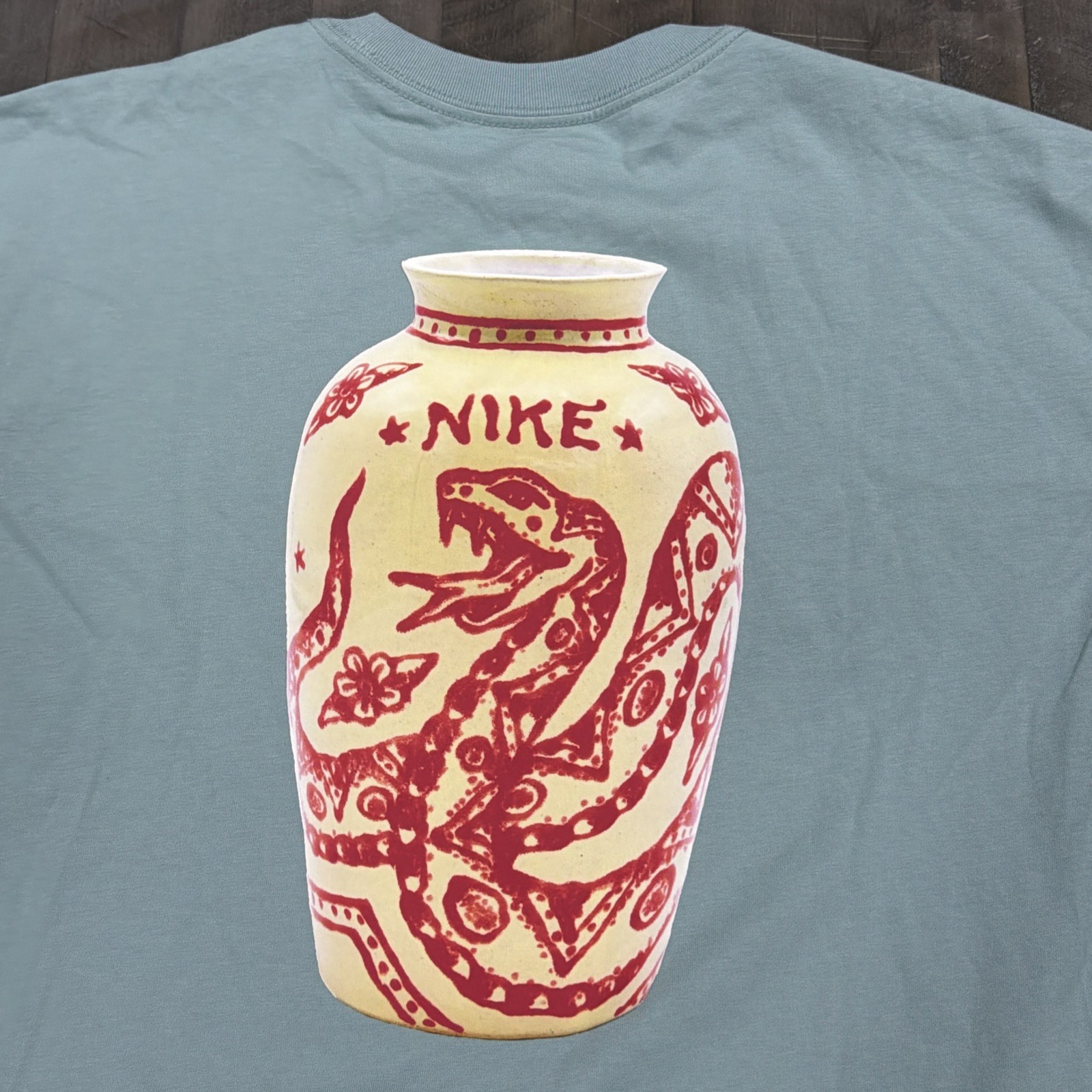 Nike SB Max90 Vase Cannon T-Shirt Mint Green  Men’s Large Skate Graphic NWOT