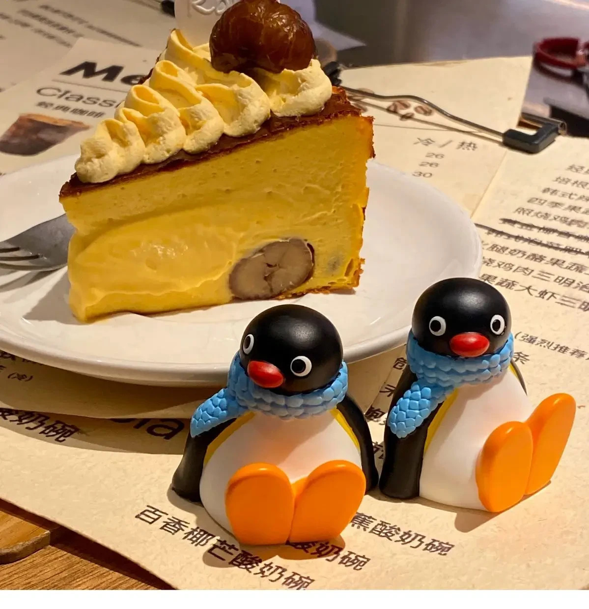 2pcs Cute Pingus Penguin Family Doll Ornaments Car Decoration Figure Collectible