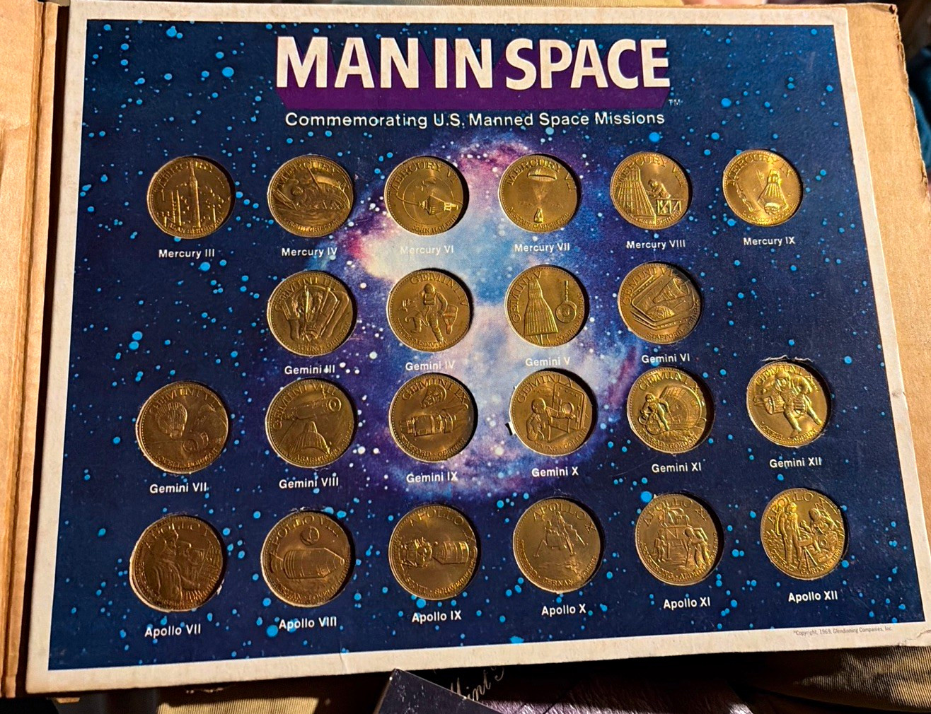 Man in Space 1968 NASA U.S. Manned Space Missions Tokens Set w/ Booklet