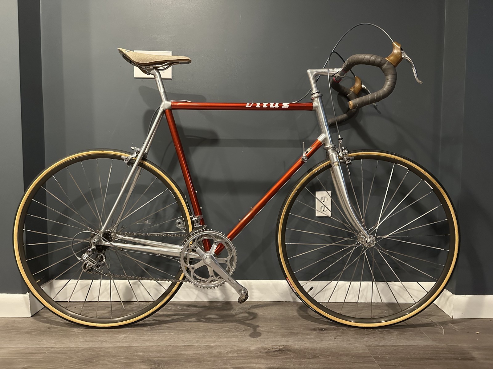 Vintage Vitus 979 classic French racing bike w/ all Dura-Ace group - Gorgeous