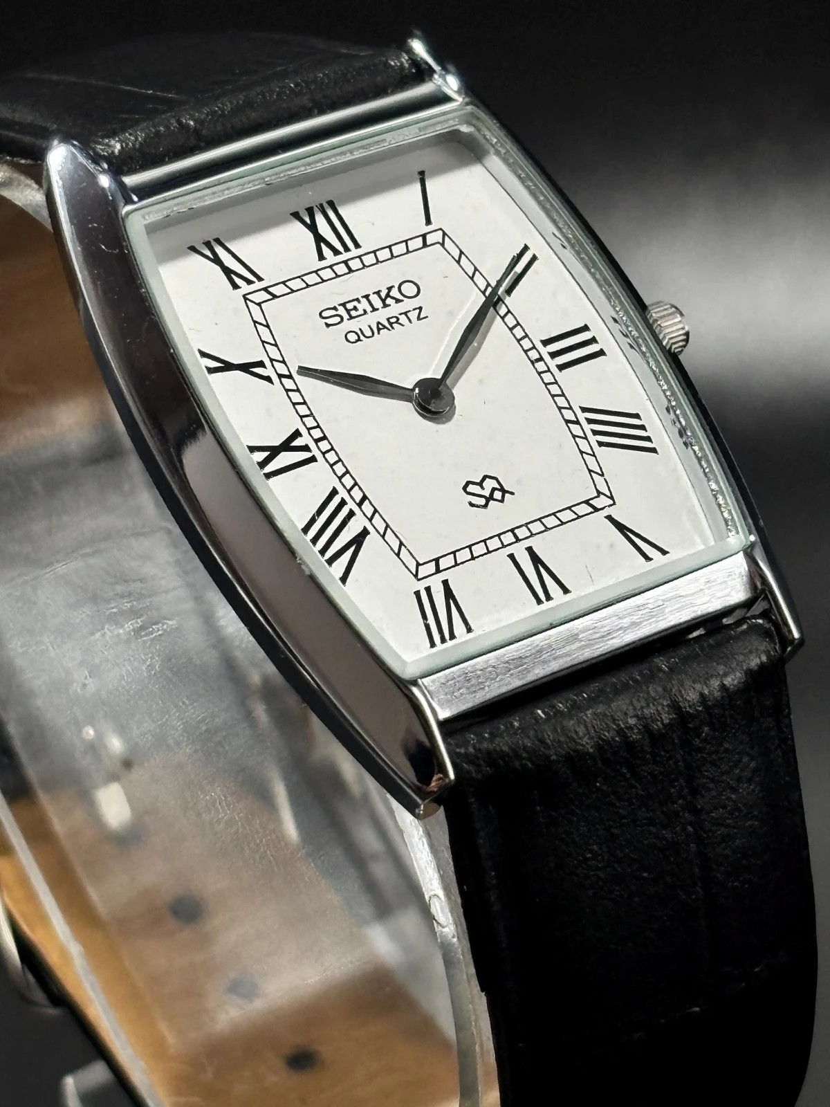 Vintage Refurbished Seiko Slim Tank Men\'s Wrist Watch -Leather Band