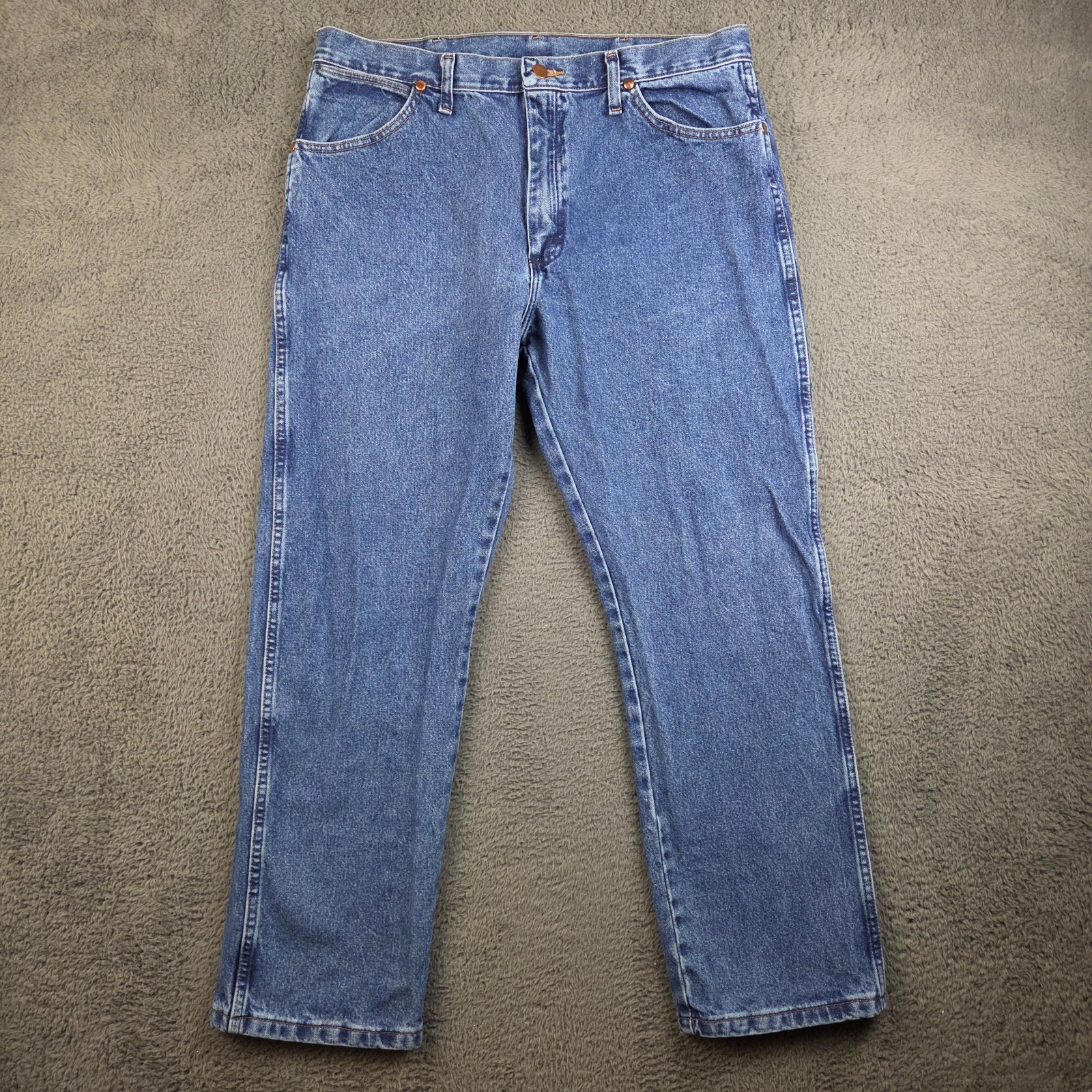 Wrangler 1013MWZ Jeans Men\'s 36x30 Blue Denim Pants Cowboy Cut Straight